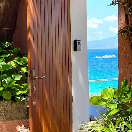 Holiday home Casa Captain Howard Blackburn - Fronte Mare Con Giardino -